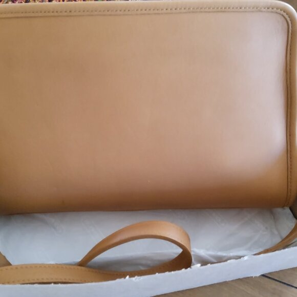 Never Used in Box with Tags 1999 Vintage Coach Sutton Zip 9814 in Camel - Picture 2 of 16